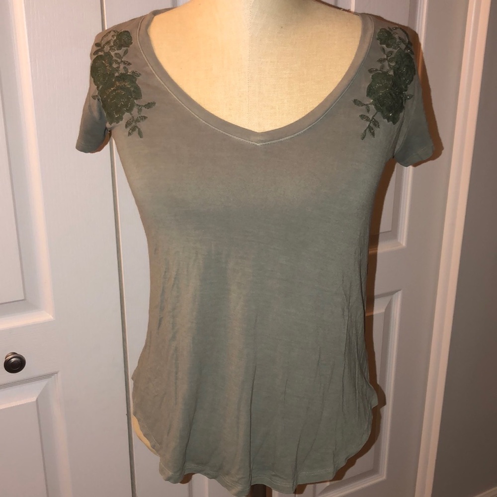 American Eagle top with embroidery